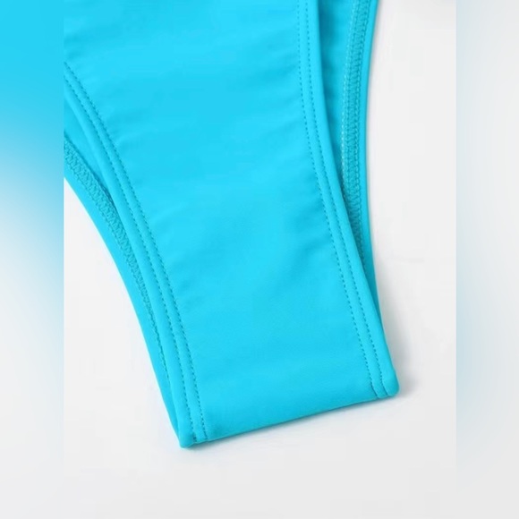 Color Block Two Piece Bikini Swimsuit Set in XL - Picture 3 of 6